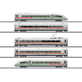 Triebwagenzug ICE 4 Baureihe 412/812 mit grünem Streifen