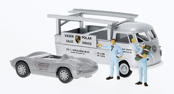 VW T1b Renntransporter V.Polak mit Wiking Porsche Spyder 1960, Vasek Polak,